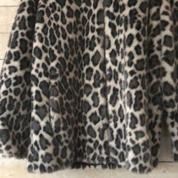 Gorgeous leopard print hooded jacket - Picture 3 of 12